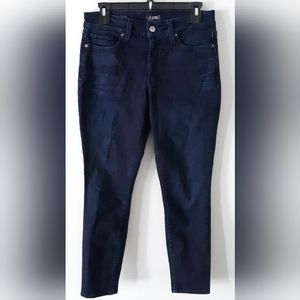 listing-status-banner